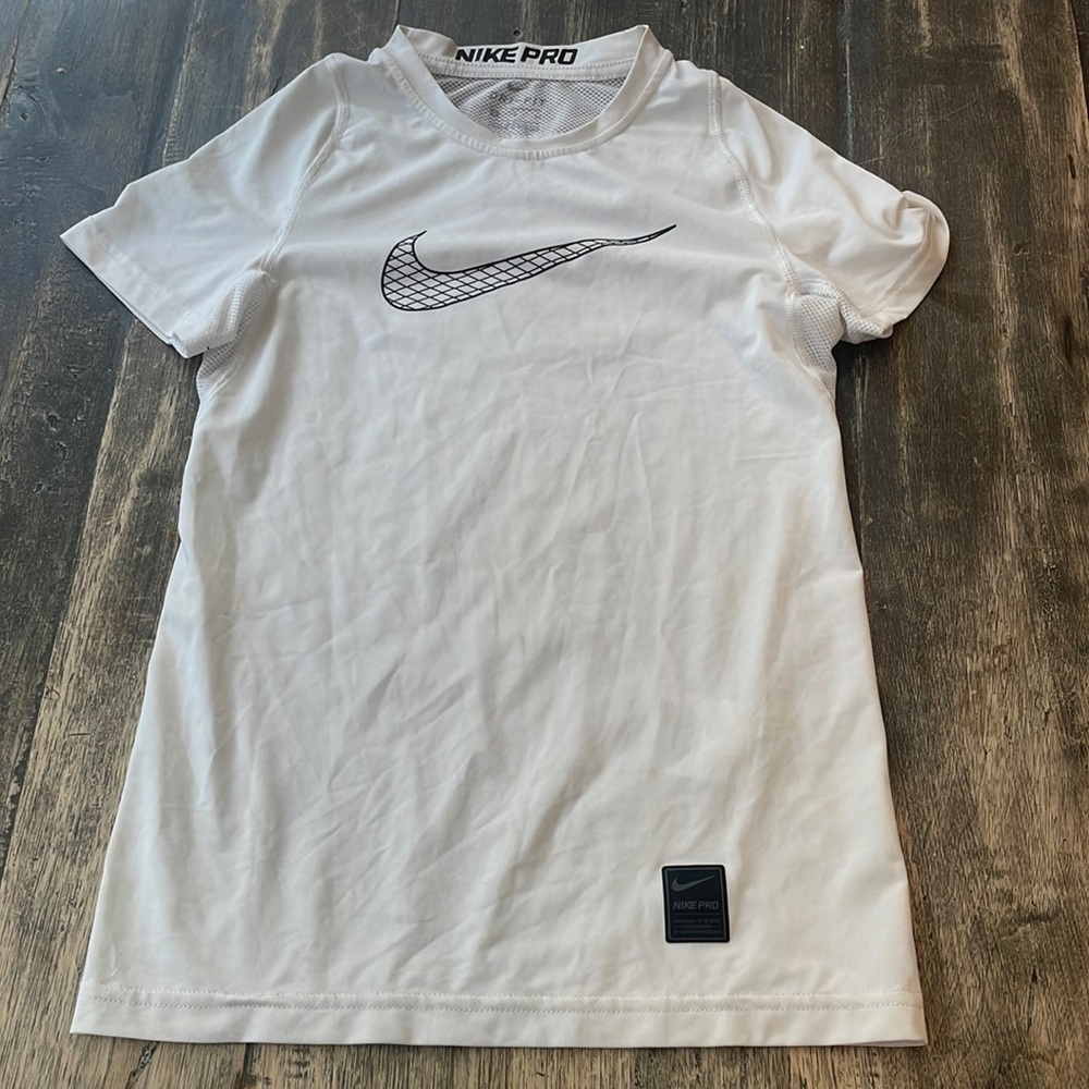 Nike Pro Dri-Fit shirt size S